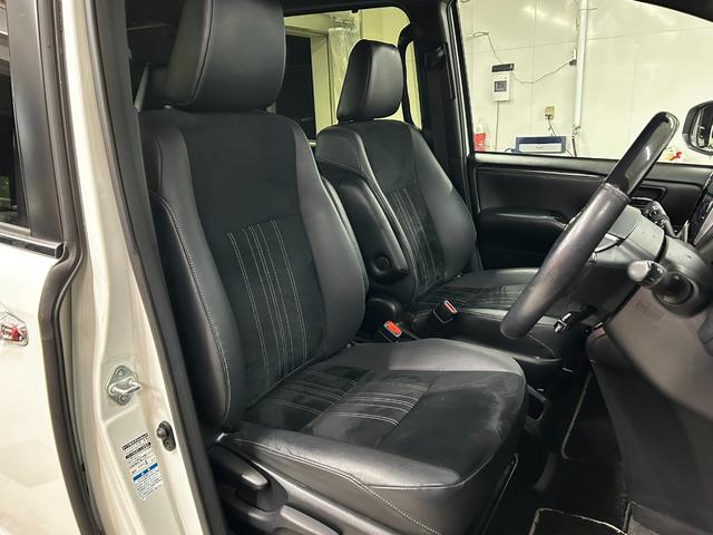 エスクァイア Ｇｉ　プレミアムパッケージ　ブラックテーラード　４ＷＤ　寒冷地仕様　衝突軽減　モデリスタフルエアロ　アルパイン１１インチナビ　フロント／サイド／バックカメラ　フルセグ　フリップダウンモニター　両側パワスラ　シートヒーター　ステアリングヒーター（42枚目）