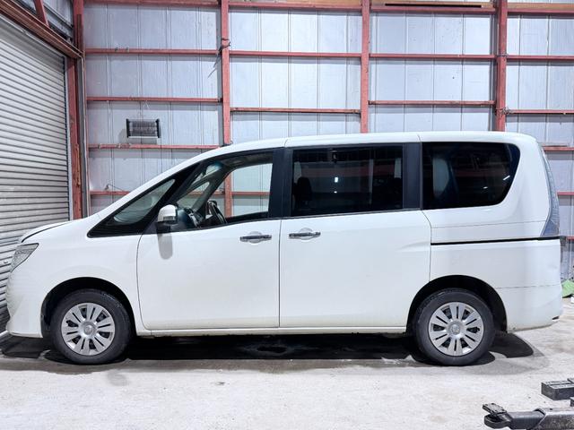 セレナ 20X Vセレクション+セーフティ 防錆塗装4WDTVナビBカメETC(6枚目)