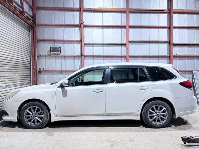 レガシィツーリングワゴン ２．５ｉ　防錆塗装４ＷＤＴＶナビＢカメＥＴＣ（6枚目）