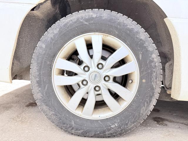 セレナ ハイウェイスター 防錆塗装4WDナビBカメETC夏冬タイヤ(25枚目)