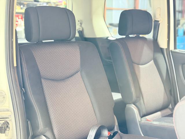 セレナ ハイウェイスター　Ｖセレクション　下廻防錆４ＷＤ（32枚目）