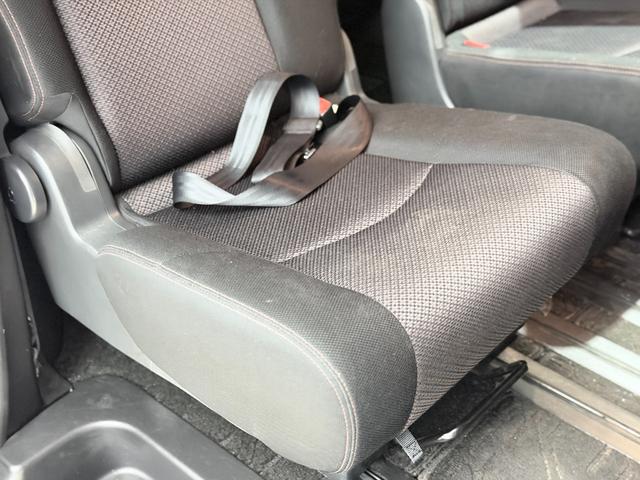 セレナ ハイウェイスター　Ｖセレクション　下廻防錆４ＷＤ（33枚目）