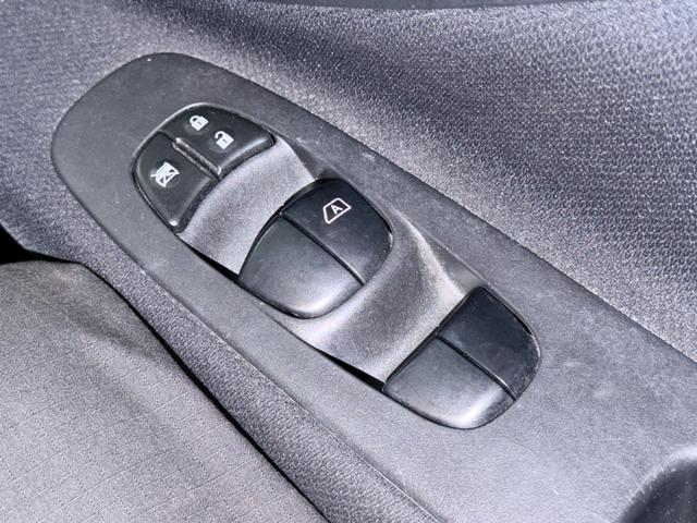 セレナ ハイウェイスター　Ｖセレクション　下廻防錆４ＷＤ（64枚目）