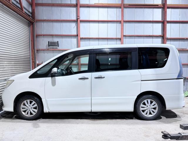 セレナ ハイウェイスター 防錆塗装4WDTVナビBカメエンスタ後席モニタ(6枚目)