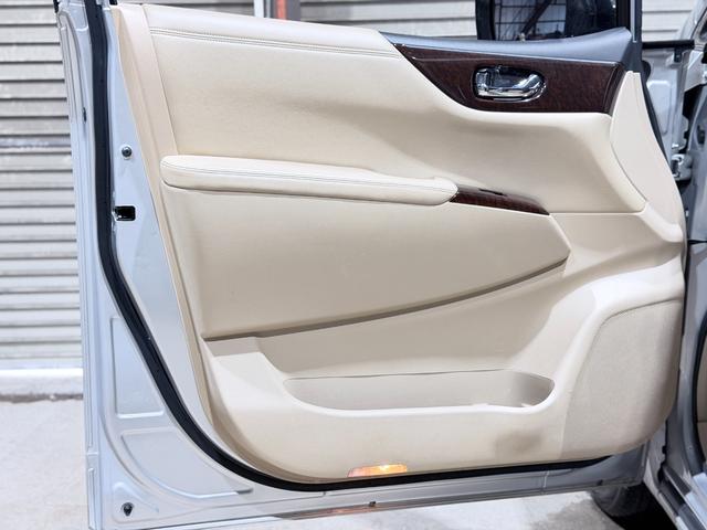 エルグランド ２５０ＸＧ　防錆塗装４ＷＤＴＶナビＢカメＥＴＣエンスタ後席モニタ（36枚目）