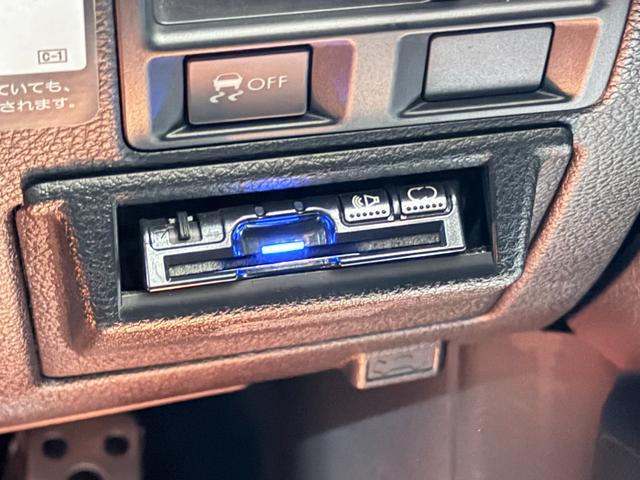 レガシィツーリングワゴン ２．５ｉアイサイト　Ｓパッケージ　防錆塗装４ＷＤＴＶナビＢカメＥＴＣ（64枚目）