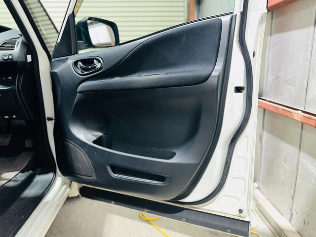 セレナ ハイウェイスター　Ｊパッケージ　防錆塗装４ＷＤＴＶナビＢカメＥＴＣ（32枚目）