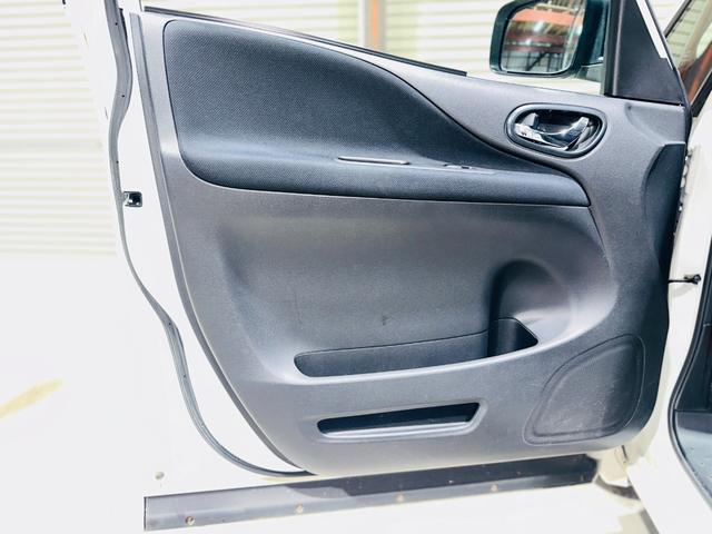 セレナ ハイウェイスター　Ｊパッケージ　防錆塗装４ＷＤＴＶナビＢカメＥＴＣ（41枚目）