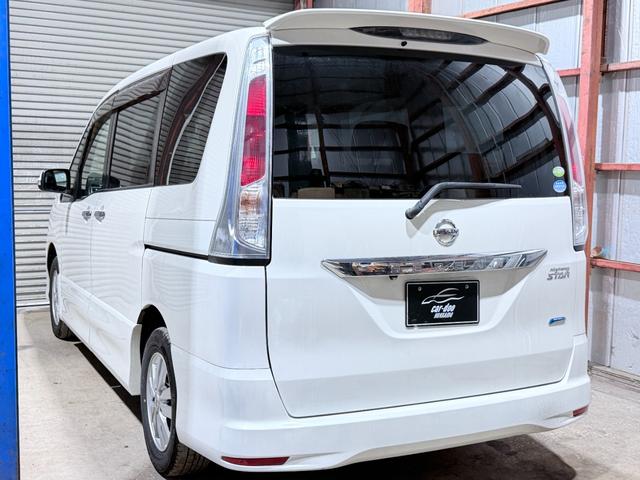 セレナ ハイウェイスター Vセレクション 防錆塗装4WDTVナビBカメ後席モニタETC(8枚目)