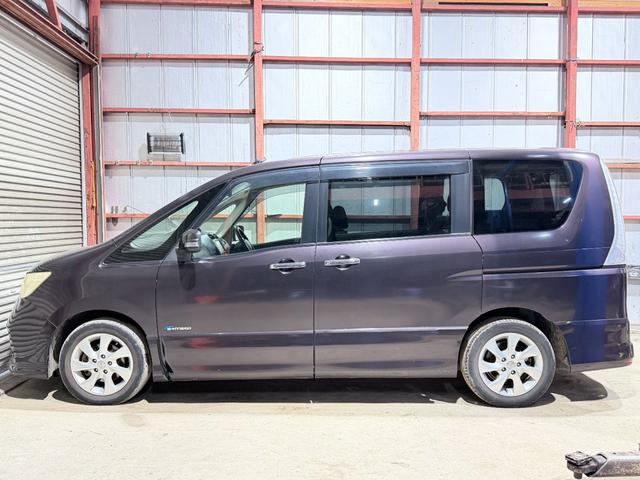 セレナ ハイウェイスターG S-ハイブリッド 防錆塗装4WDTVナビBカメ後席モニタETC(6枚目)