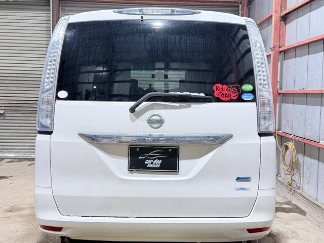 セレナ ２０Ｘ　防錆塗装４ＷＤＴＶナビエンスタ（10枚目）