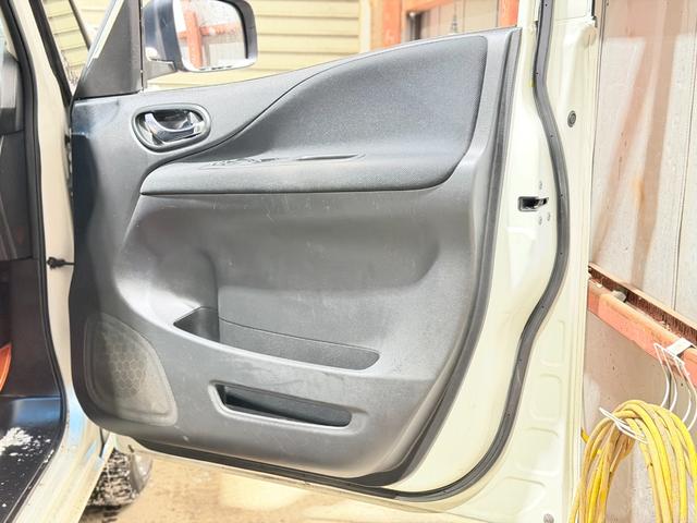 セレナ ２０Ｘ　防錆塗装４ＷＤＴＶナビエンスタ（28枚目）