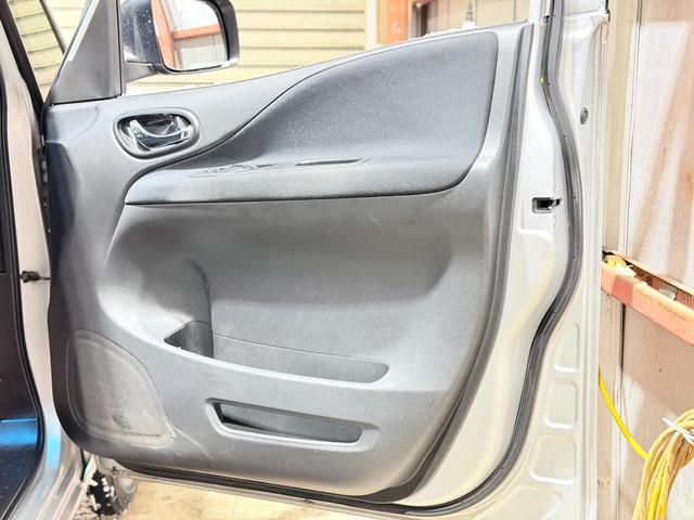 セレナ ２０Ｘ　Ｓ－ハイブリッド　防錆塗装ＣＤエンスタ（30枚目）