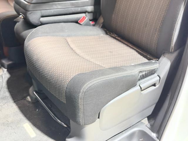 セレナ ハイウェイスター　アドバンスドセーフティパッケージ　防錆塗装４ＷＤＴＶナビＢカメＥＴＣ後席モニタ（38枚目）