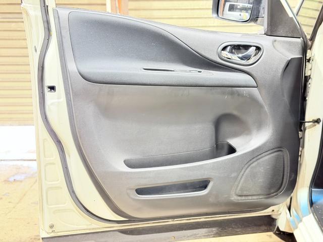 セレナ ハイウェイスター　アドバンスドセーフティパッケージ　防錆塗装４ＷＤＴＶナビＢカメＥＴＣ後席モニタ（39枚目）