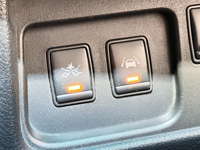 セレナ ハイウェイスター　アドバンスドセーフティパッケージ　防錆塗装４ＷＤＴＶナビＢカメＥＴＣ後席モニタ（67枚目）