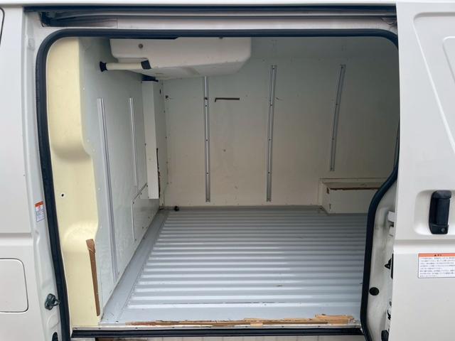 ハイエースバン ロングDX 4WD 冷蔵冷凍 中温冷凍バン -7℃(16枚目)