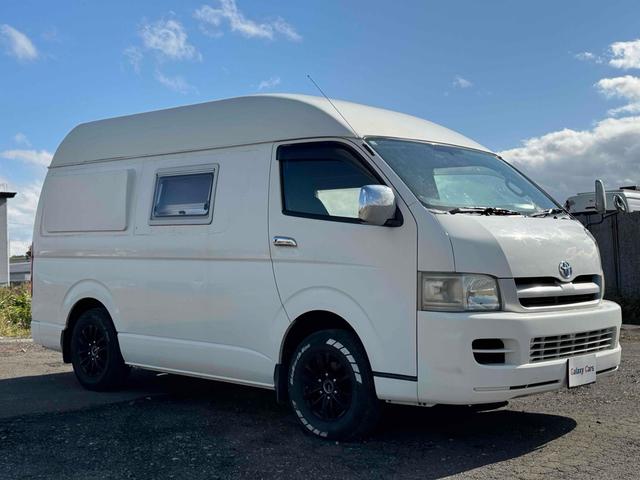 ハイエースワゴン 　４ＷＤ　キャンピングカー　ＥＴＣ　バックカメラ　ナビ　ＴＶ　スライドドア　アルミホイール　ＡＴ　エアコン　パワーウィンドウ　ベバストＦＦヒーター　サブバッテリー　電子レンジ　コンロ　シンク　テーブル（3枚目）