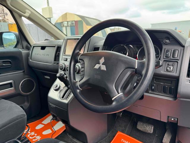 デリカD:5 ローデスト リミテッドエディション 4WD バックカメラ ナビ TV 両側スライド・片側電動 HID スマートキー 電動格納ミラー 後席モニター 3列シート CVT アルミホイール CD DVD再生 USB Bluetooth(2枚目)