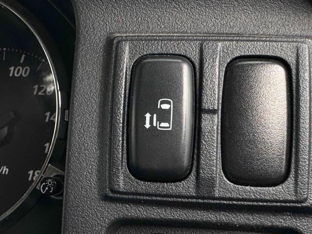 デリカD:5 ローデスト リミテッドエディション 4WD バックカメラ ナビ TV 両側スライド・片側電動 HID スマートキー 電動格納ミラー 後席モニター 3列シート CVT アルミホイール CD DVD再生 USB Bluetooth(8枚目)