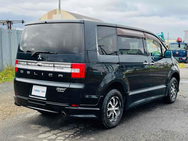 デリカD:5 ローデスト リミテッドエディション 4WD バックカメラ ナビ TV 両側スライド・片側電動 HID スマートキー 電動格納ミラー 後席モニター 3列シート CVT アルミホイール CD DVD再生 USB Bluetooth(15枚目)