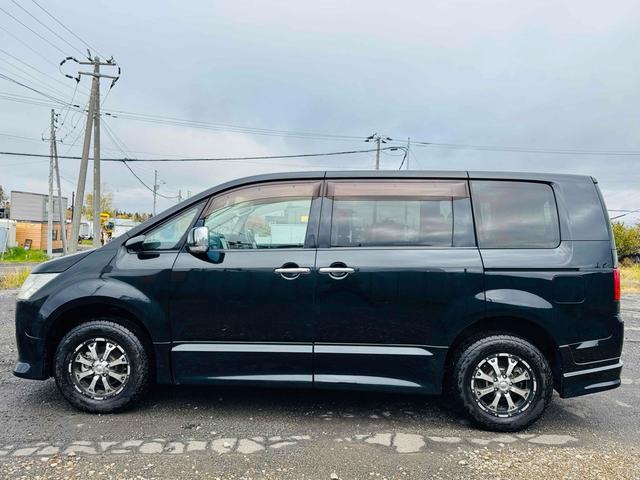 デリカD:5 ローデスト リミテッドエディション 4WD バックカメラ ナビ TV 両側スライド・片側電動 HID スマートキー 電動格納ミラー 後席モニター 3列シート CVT アルミホイール CD DVD再生 USB Bluetooth(18枚目)