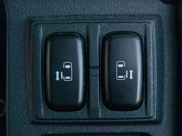 デリカD:5 シャモニー 4WD ETC 全周囲カメラ ナビ TV オートクルーズコントロール 両側電動スライドドア オートライト HID スマートキー シートヒーター パワーシート CVT アルミホイール CD(8枚目)