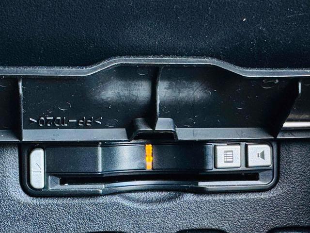 デリカD:5 シャモニー 4WD ETC 全周囲カメラ ナビ TV オートクルーズコントロール 両側電動スライドドア オートライト HID スマートキー シートヒーター パワーシート CVT アルミホイール CD(12枚目)