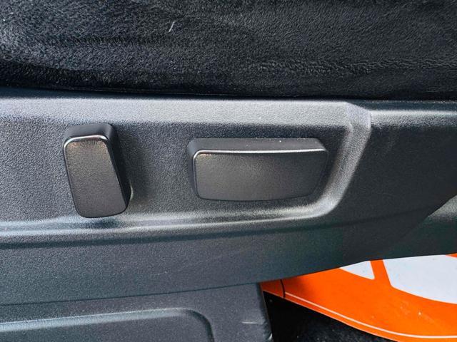 デリカD:5 シャモニー 4WD ETC 全周囲カメラ ナビ TV オートクルーズコントロール 両側電動スライドドア オートライト HID スマートキー シートヒーター パワーシート CVT アルミホイール CD(26枚目)