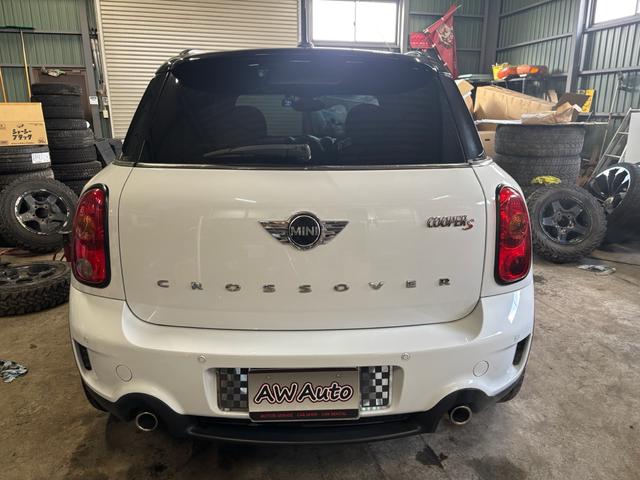 ＭＩＮＩ クーパーＳ　クロスオーバー　オール４　４ＷＤ　社外ナビ　テレビ　バックカメラ　サンルーフ　ターボ　ＥＴＣ　シートヒーター　純正１８インチＡＷ（7枚目）