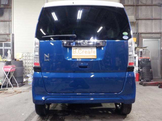 Ｎ－ＢＯＸ ２トーンカラースタイル　Ｇ・ターボＬパッケージ　本州仕入れ　４ＷＤ　ターボ　ナビ　フルセグＴＶ　バックカメラ　ＥＴＣ　クルコン　フォグランプ　両側パワスラ　スマートキー　プッシュスタート　ドアバイザー（12枚目）