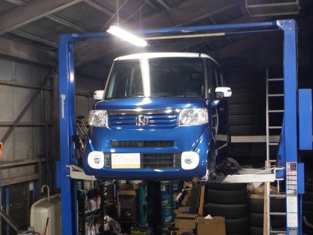 Ｎ－ＢＯＸ ２トーンカラースタイル　Ｇ・ターボＬパッケージ　本州仕入れ　４ＷＤ　ターボ　ナビ　フルセグＴＶ　バックカメラ　ＥＴＣ　クルコン　フォグランプ　両側パワスラ　スマートキー　プッシュスタート　ドアバイザー（63枚目）