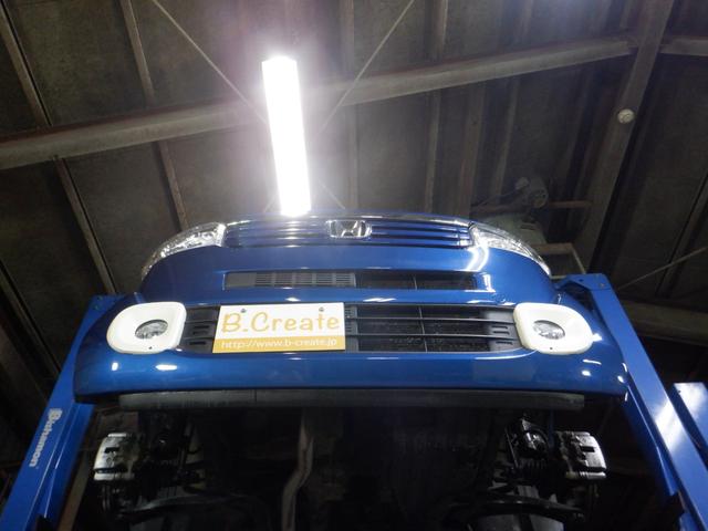 Ｎ－ＢＯＸ ２トーンカラースタイル　Ｇ・ターボＬパッケージ　本州仕入れ　４ＷＤ　ターボ　ナビ　フルセグＴＶ　バックカメラ　ＥＴＣ　クルコン　フォグランプ　両側パワスラ　スマートキー　プッシュスタート　ドアバイザー（64枚目）