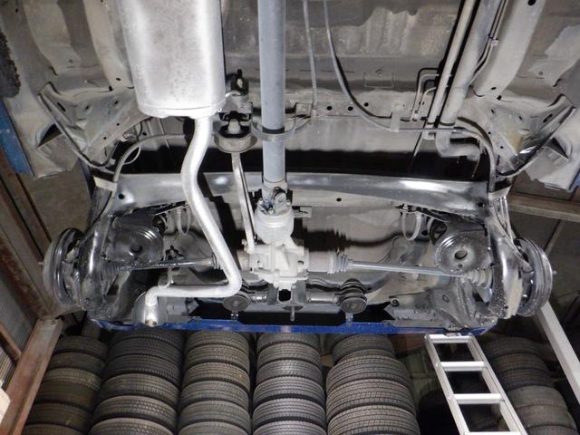 Ｎ－ＢＯＸ ２トーンカラースタイル　Ｇ・ターボＬパッケージ　本州仕入れ　４ＷＤ　ターボ　ナビ　フルセグＴＶ　バックカメラ　ＥＴＣ　クルコン　フォグランプ　両側パワスラ　スマートキー　プッシュスタート　ドアバイザー（67枚目）