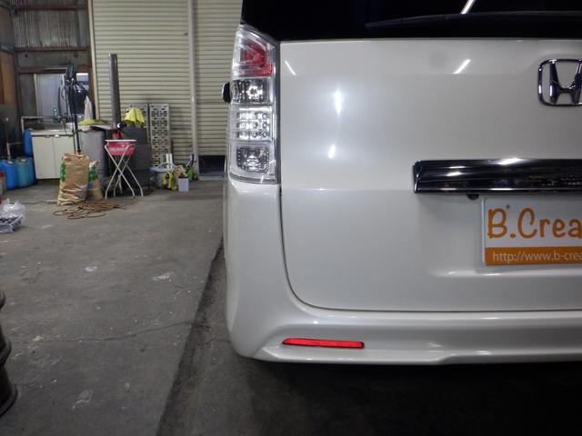 ステップワゴンスパーダ Z 4WD ナビ TV Bカメラ 両側電動 HID ETC スマートキー パドルシフト VSA オートライト リアヒーター フルフラットシート フォグランプ(25枚目)
