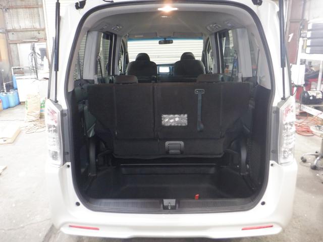 ステップワゴンスパーダ Z 4WD ナビ TV Bカメラ 両側電動 HID ETC スマートキー パドルシフト VSA オートライト リアヒーター フルフラットシート フォグランプ(59枚目)