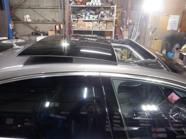 A8 55TFSIクワトロ 本州仕入 ナビ TV 360°カメラ B/T サンルーフ LEDヘッドライト BANG&OLUSEN 後席リモート 黒革 シートヒーター ヴァーチャルコックピット 電動トランク 全席電動シート(33枚目)