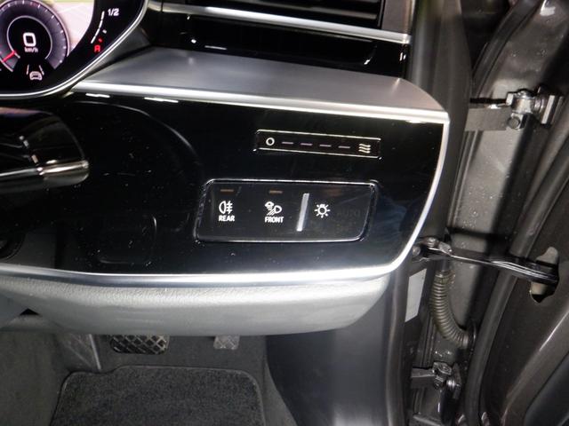 A8 55TFSIクワトロ 本州仕入 ナビ TV 360°カメラ B/T サンルーフ LEDヘッドライト BANG&OLUSEN 後席リモート 黒革 シートヒーター ヴァーチャルコックピット 電動トランク 全席電動シート(40枚目)