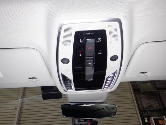 A8 55TFSIクワトロ 本州仕入 ナビ TV 360°カメラ B/T サンルーフ LEDヘッドライト BANG&OLUSEN 後席リモート 黒革 シートヒーター ヴァーチャルコックピット 電動トランク 全席電動シート(48枚目)