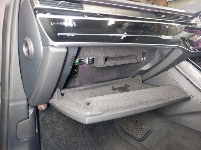 A8 55TFSIクワトロ 本州仕入 ナビ TV 360°カメラ B/T サンルーフ LEDヘッドライト BANG&OLUSEN 後席リモート 黒革 シートヒーター ヴァーチャルコックピット 電動トランク 全席電動シート(61枚目)