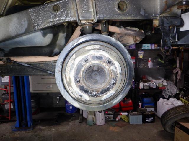 ジムニー クロスアドベンチャーＸＣ　４ＷＤ　本州仕入　修復歴なし　ナビ　ＴＶ　Ｂ／Ｔ　ＥＴＣ　キーレス　シートヒーター　ミラーヒーター　ライトレベライザー　フォグランプ　電動格納ミラー　ドアバイザー　社外ＡＷ　ターボ（70枚目）