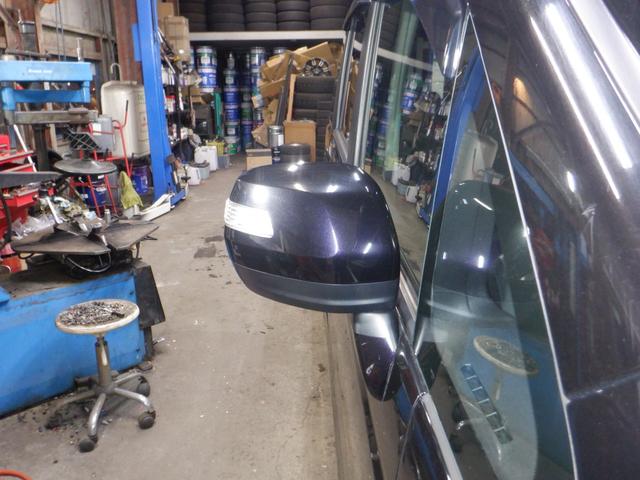 ステップワゴンスパーダ Ｚ　４ＷＤ　ナビ　ＴＶ　Ｂ／Ｔ　Ｂカメラ　両側電動　スマートキー　ＨＩＤ　ＥＴＣ　ワイパーデアイサー　ミラーヒーター　ＶＳＡ　リアヒーター　フォグランプ　オートエアコン（19枚目）