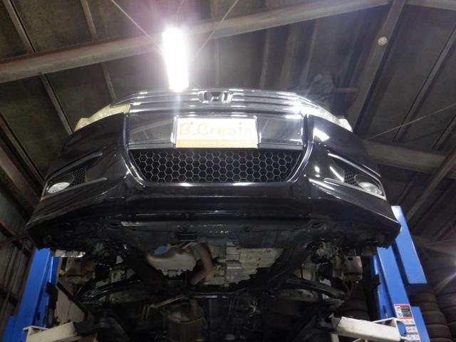 ステップワゴンスパーダ Ｚ　４ＷＤ　ナビ　ＴＶ　Ｂ／Ｔ　Ｂカメラ　両側電動　スマートキー　ＨＩＤ　ＥＴＣ　ワイパーデアイサー　ミラーヒーター　ＶＳＡ　リアヒーター　フォグランプ　オートエアコン（64枚目）