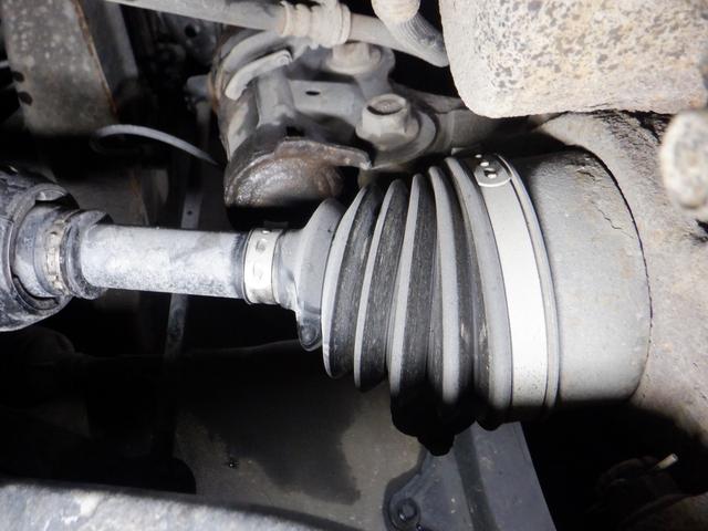 ステップワゴンスパーダ Ｚ　４ＷＤ　ナビ　ＴＶ　Ｂ／Ｔ　Ｂカメラ　両側電動　スマートキー　ＨＩＤ　ＥＴＣ　ワイパーデアイサー　ミラーヒーター　ＶＳＡ　リアヒーター　フォグランプ　オートエアコン（69枚目）