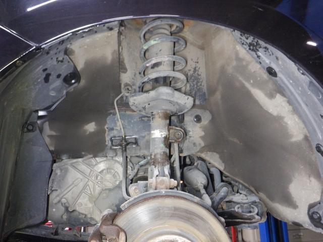 ステップワゴンスパーダ Ｚ　４ＷＤ　ナビ　ＴＶ　Ｂ／Ｔ　Ｂカメラ　両側電動　スマートキー　ＨＩＤ　ＥＴＣ　ワイパーデアイサー　ミラーヒーター　ＶＳＡ　リアヒーター　フォグランプ　オートエアコン（72枚目）