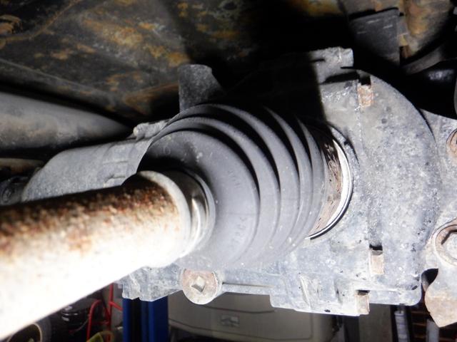 ステップワゴンスパーダ Ｚ　４ＷＤ　ナビ　ＴＶ　Ｂ／Ｔ　Ｂカメラ　両側電動　スマートキー　ＨＩＤ　ＥＴＣ　ワイパーデアイサー　ミラーヒーター　ＶＳＡ　リアヒーター　フォグランプ　オートエアコン（75枚目）