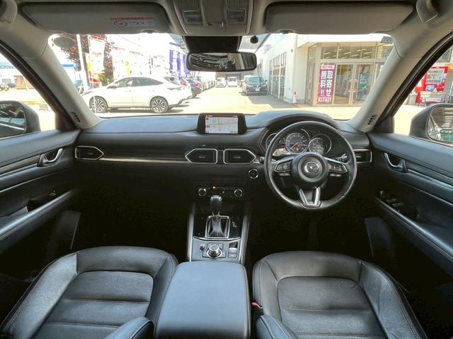 ＣＸ－５ ＸＤ　Ｌパッケージ　４ＷＤ　マツダコネクトナビ　ＢＳＭ　ステアリングヒーター　電動リアゲート　地デジＴＶ　Ｂｌｕｅｔｏｏｔｈ　ＣＤ・ＤＶＤ　バックカメラ　サイドモニター　電動レザーシート　ＥＴＣ　シートヒーター　禁煙（3枚目）