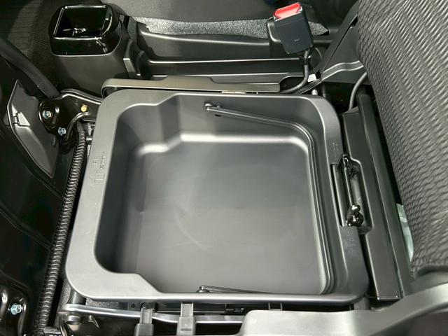 ハスラー ハイブリッドXターボ 4WD スマホ連携9型ナビ 全方位モニター 地デジTV Bluetooth USB CD DVD レーダークルーズ シートヒーター LEDライト 衝突被害軽減 車線逸脱警告 コーナーセンサー 横滑防止(17枚目)