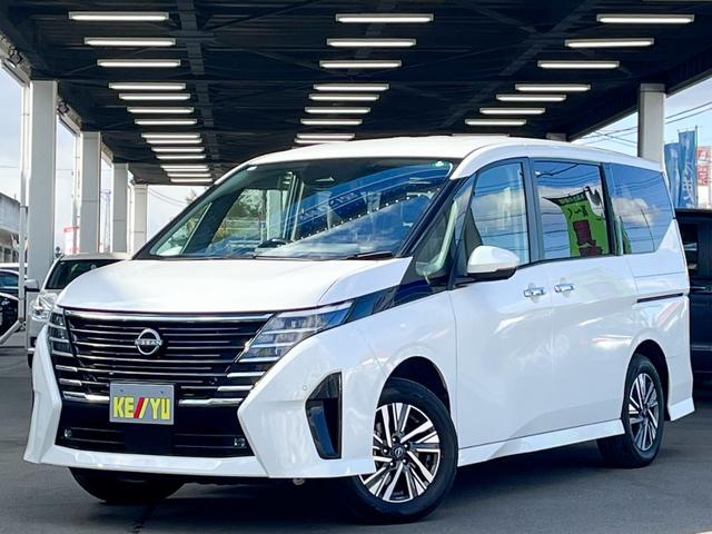 セレナ ハイウェイスターＶ　４ＷＤ　クリアビューパッケージ　寒冷地仕様　純正１２．３型ナビ　地デジＴＶ　Ｂｌｕｅｔｏｏｔｈ　スマホ連携　ＨＤＭＩ端子　デジタルインナーミラー　ステアリングヒーター　シートヒーター　ＢＳＭ　禁煙車（5枚目）