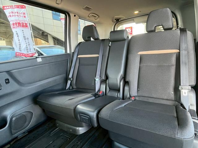 セレナ ハイウェイスターＶ　４ＷＤ　クリアビューパッケージ　寒冷地仕様　純正１２．３型ナビ　地デジＴＶ　Ｂｌｕｅｔｏｏｔｈ　スマホ連携　ＨＤＭＩ端子　デジタルインナーミラー　ステアリングヒーター　シートヒーター　ＢＳＭ　禁煙車（21枚目）